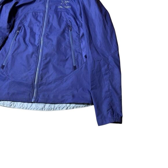 Arc’teryx Women’s Rain Jacket Purple Small - Picture 3 of 11